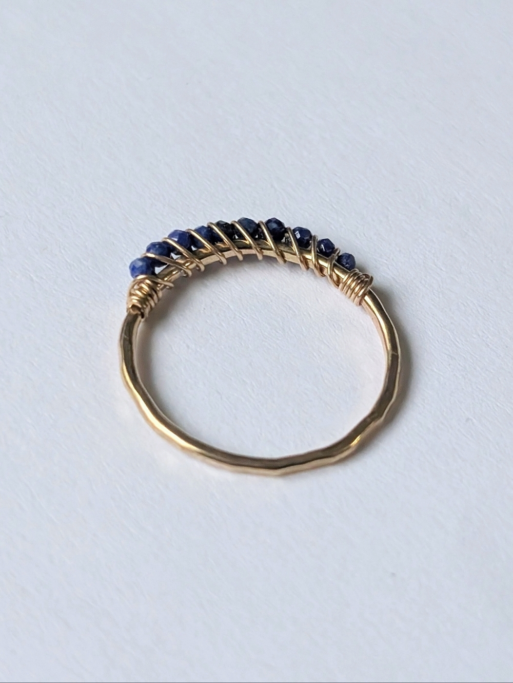 Handmade new gold filled ring 14K GFHammered band wire wrapped blue lapis Lazuli - Picture 2 of 4